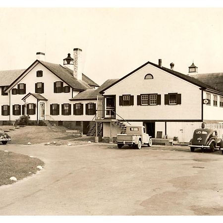 Lighthouse Inn Cape Cod West Dennis Exterior photo