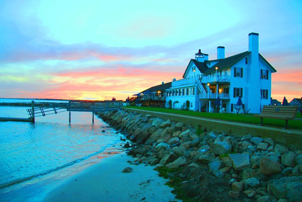 Lighthouse Inn Cape Cod West Dennis Exterior photo