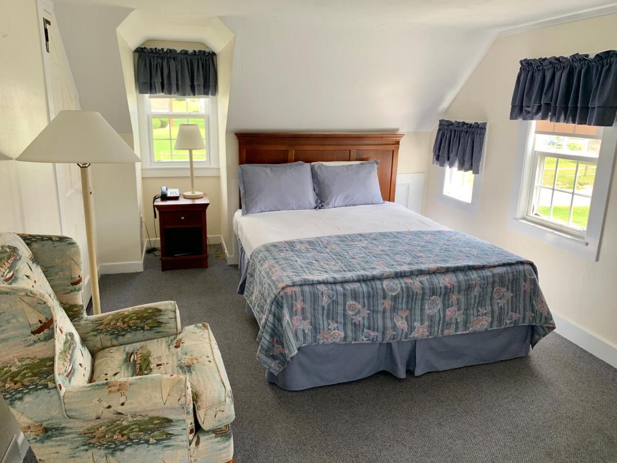 Lighthouse Inn Cape Cod West Dennis Exterior photo